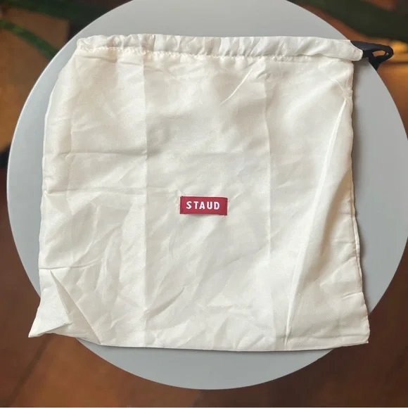 STAUD Valerie Shoulder Bag in Lady Leopard Cacao w/ detachable crossbody strap - Picture 16 of 16